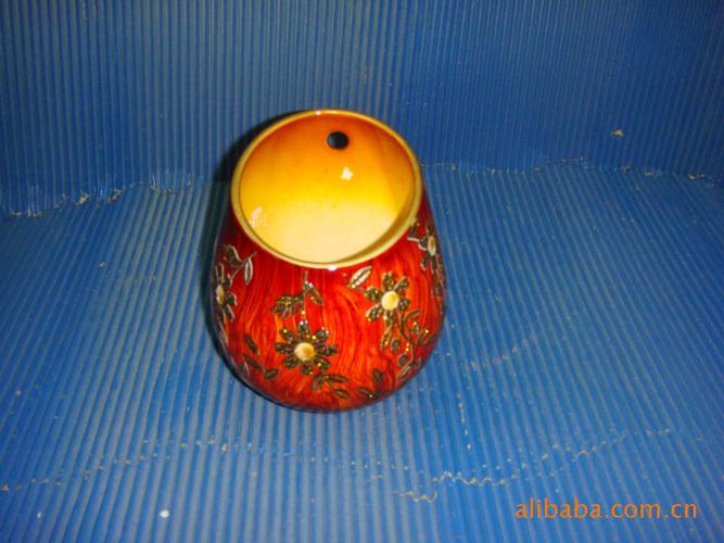 厂家直销陶瓷工艺品 匠心传承，直供好物——陶瓷挂件与工艺品加工全解析